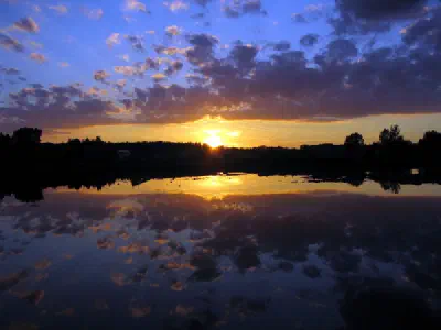 Poděbradské jezero v podvečer
